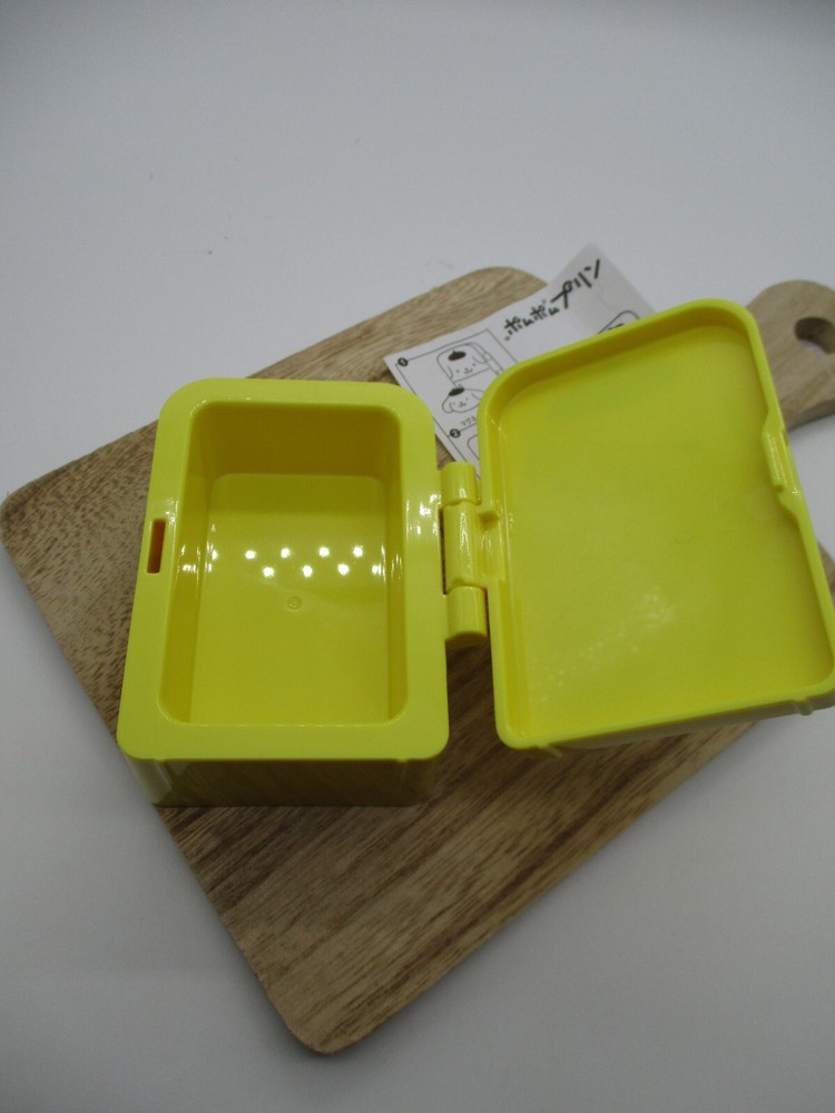 Sanrio Pompompurin mini case Small container wih magnet mac happy set