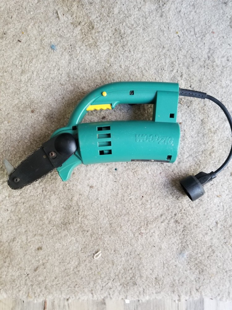 Woodzig model 40266 Power Pruning Saw lightly used