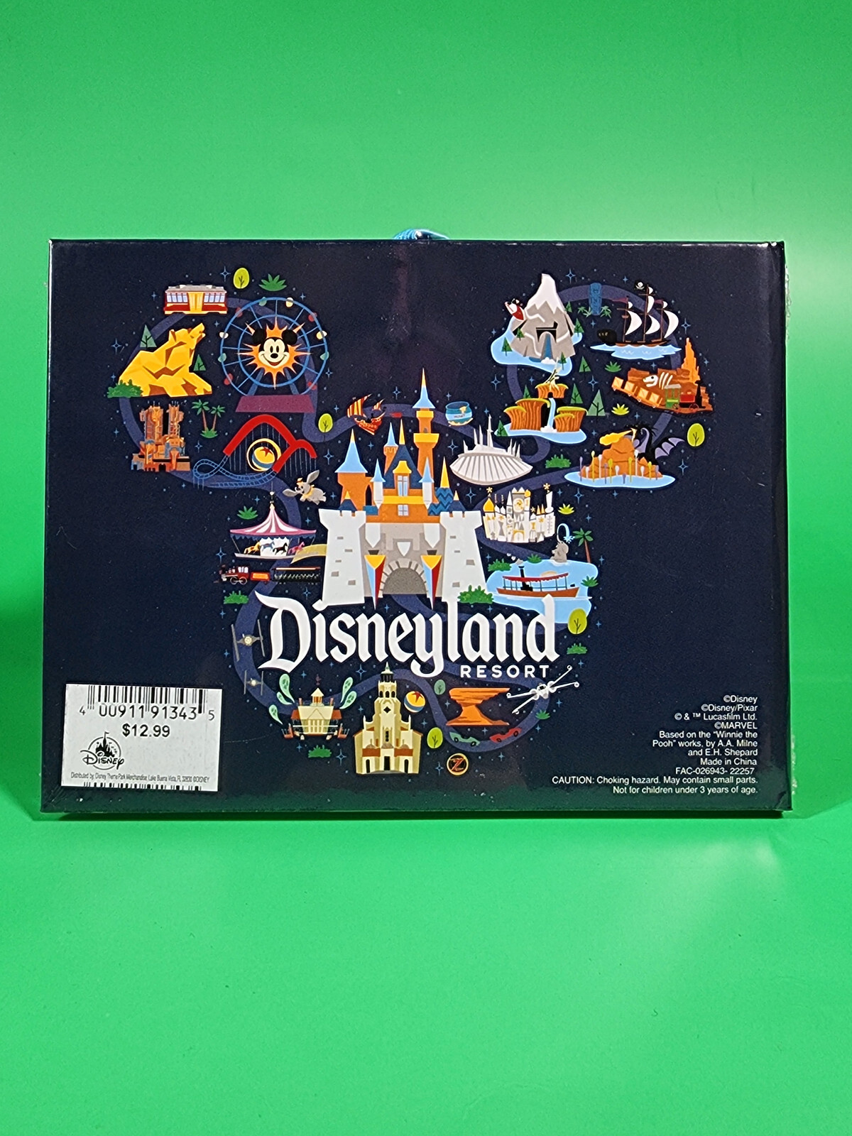 Disneyland Resort Official Autograph Book New Park Authentic Mickey Minnie Goofy