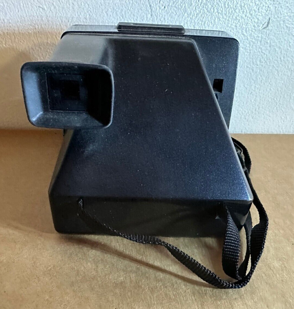 VTG Polaroid Land Camera Pronto! - (untested)
