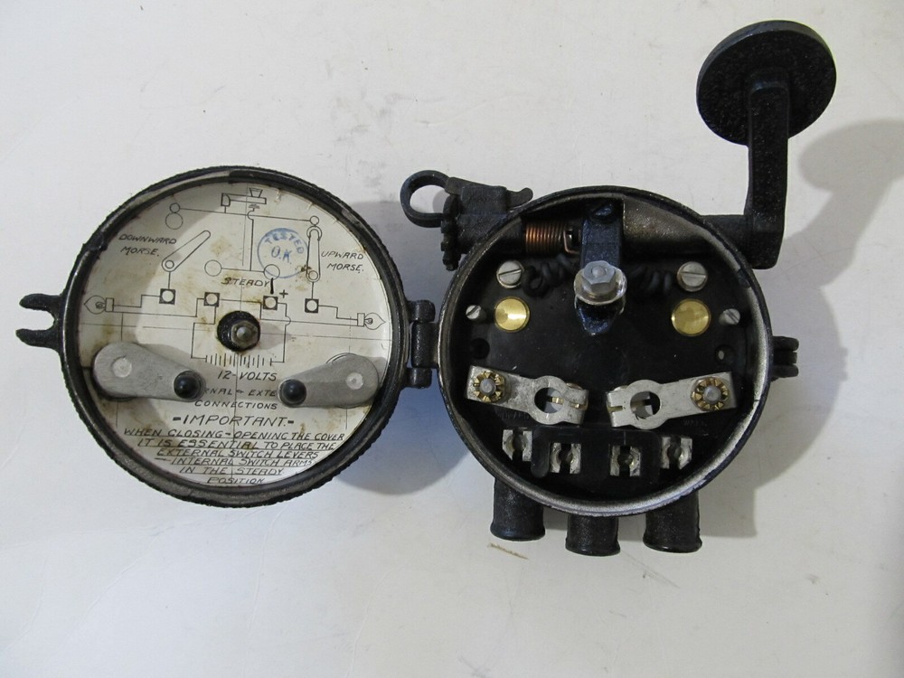 CANADA MORSE CODE KEY SENDER Aircraft SWITCHBOX NO.2 MARK III, 5C-372 Vintage