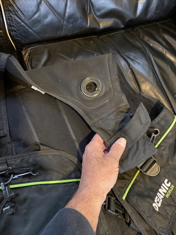 Oceanic Bioflex Flex Large Dive Vest With weight integrated pockets