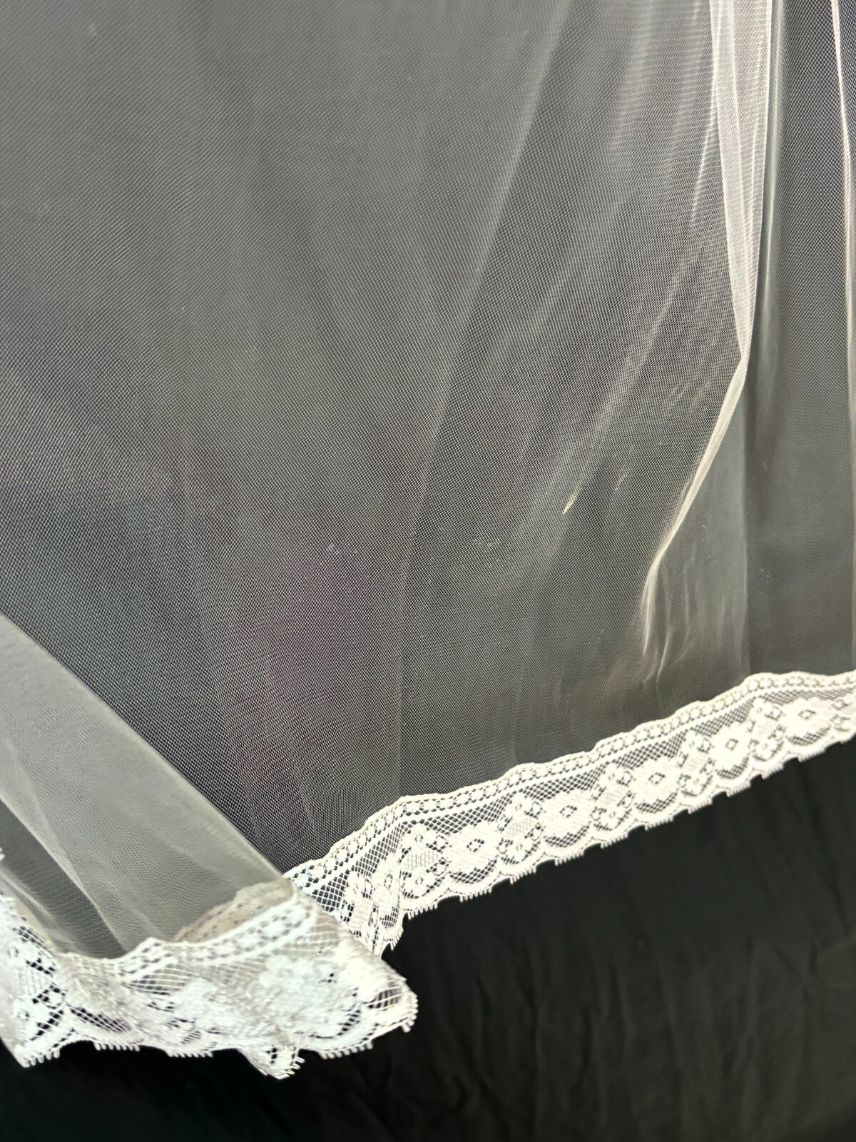 Vintage 70s Off White Headpiece Long Veil Hair Comb Bridal Wedding Fascinator