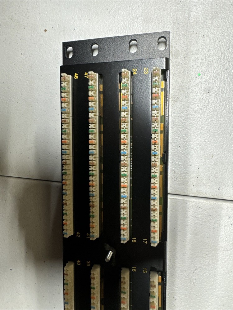 ortronics patch panel 48 port cat 5 OR-85104479