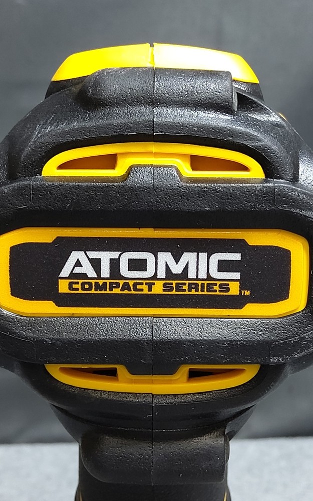 DEWALT ATOMIC 20-Volt MAX Cordless Brushless Compact Drill/Impact Combo Kit