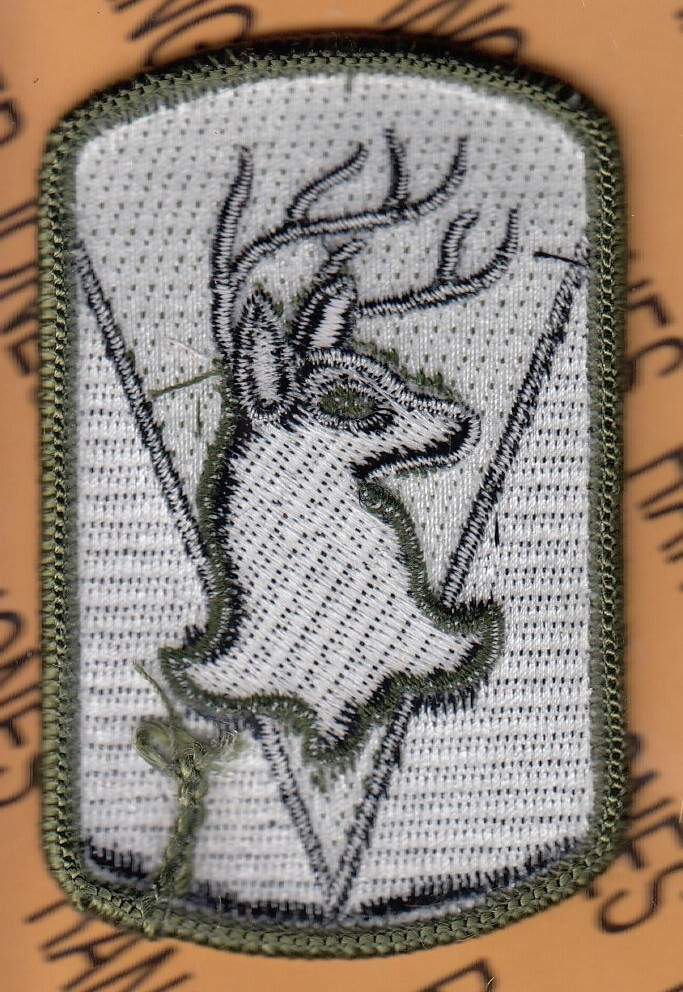 US Army 86th Armored Brgade OD Green & Black BDU ~3" patch m/e