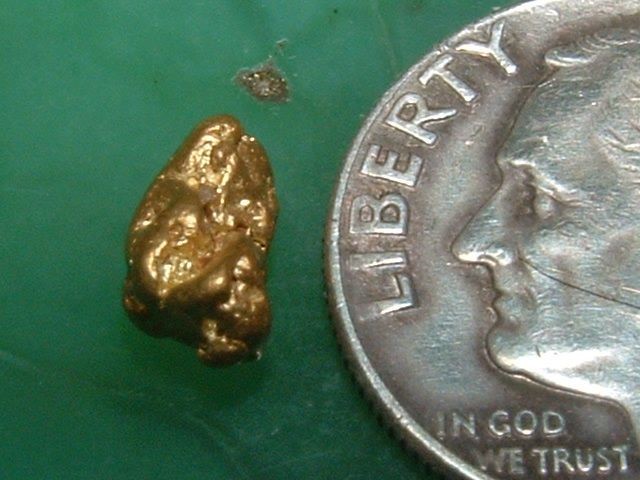 NATURAL GOLD NUGGET CALIFORNIA GOLD .73 GRAM