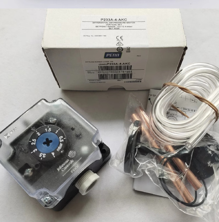 1pcs Johnson P233A-4-AKC Gas Pressure Difference Switch