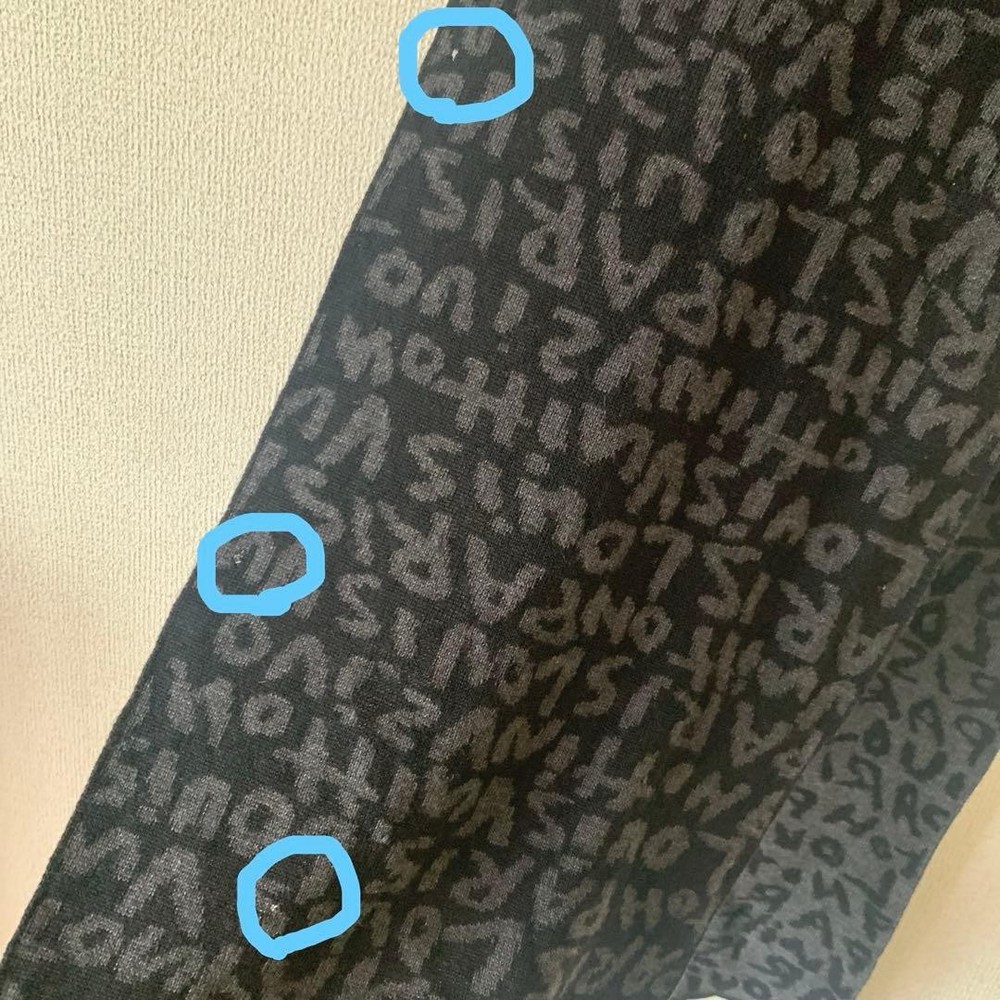 Used LOUIS VUITTON wool scarf