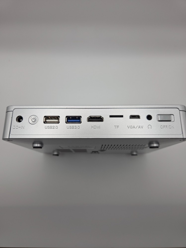 Icodis CB400 DLP Portable Projector