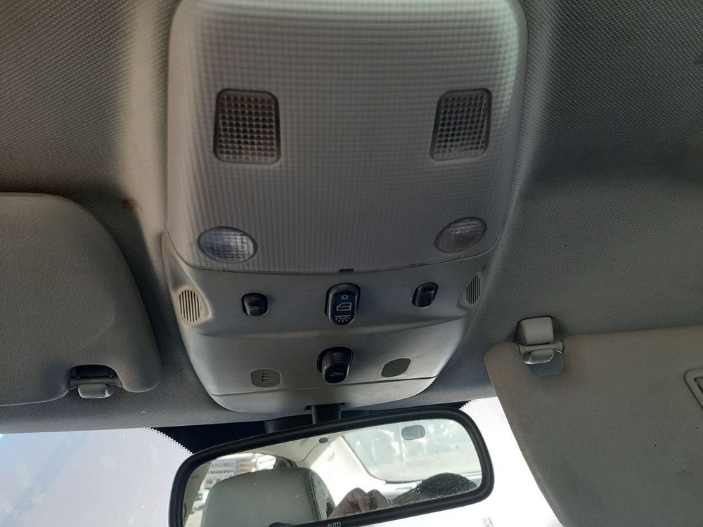 9-3 2004 High Mounted Stop Light 1068772