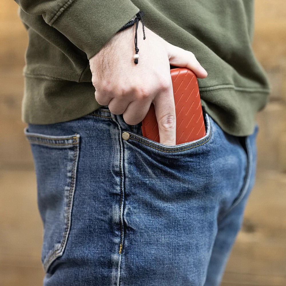 RED HARROWS SLIMCASE POCKET SIZE