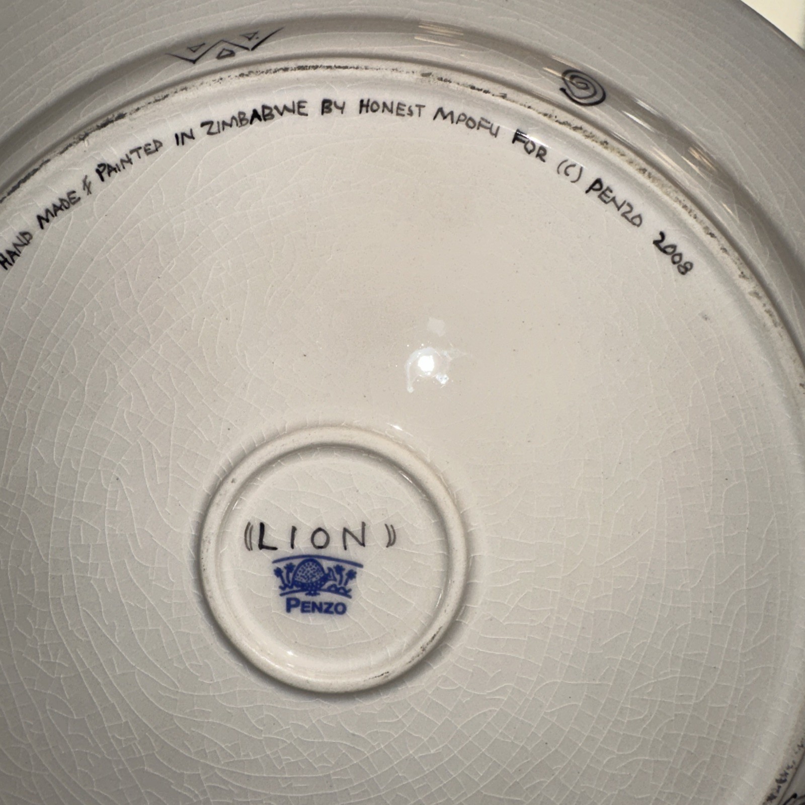 Penzo Zimbabwe Hand Painted 12.25 In Plate Lion Signed 2008