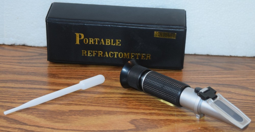Portable Refractometer tester 0-32% Brix Scale