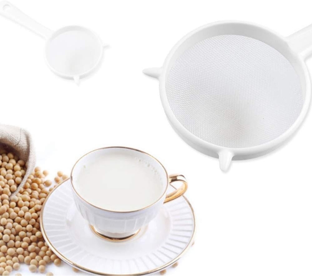 White Mesh Kitchen Sifter 16cm Plastic Strainer Sieve with Handle for Tea