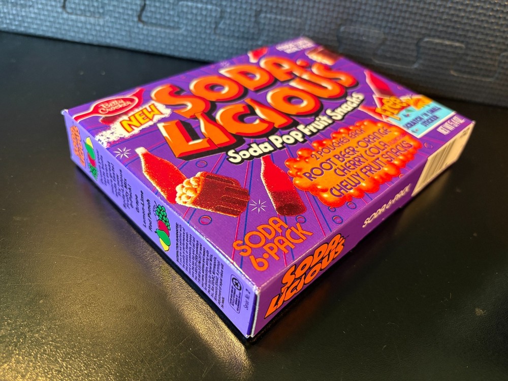 Soda Licious fruit snacks - Empty custom design display box