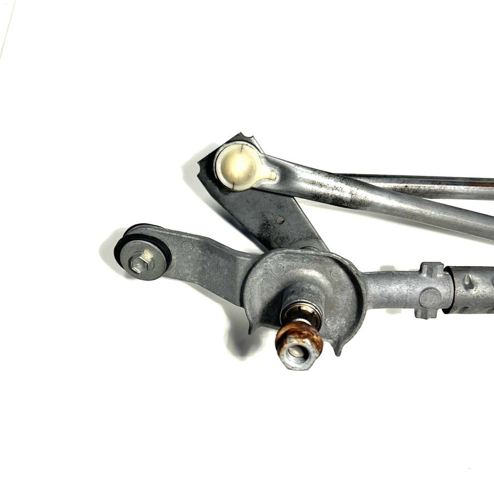 2005-2009 Ford Mustang Front Windshield Wiper Motor Arm Linkage Assembly