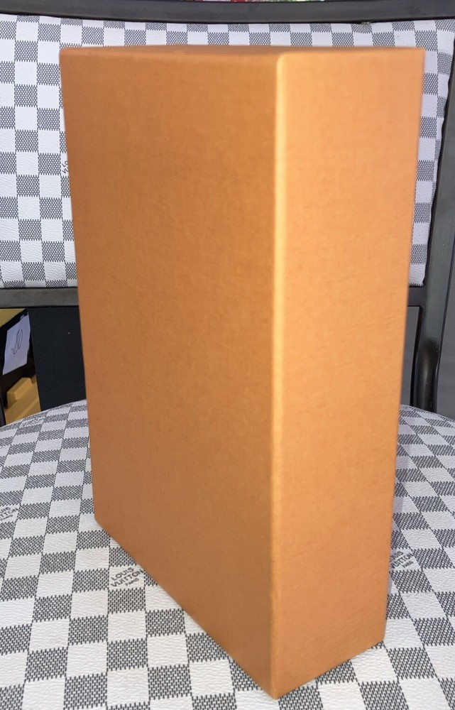 Authentic LOUIS VUITTON Drawer Style Empty Box 9 "x 5.75" x 2.25".