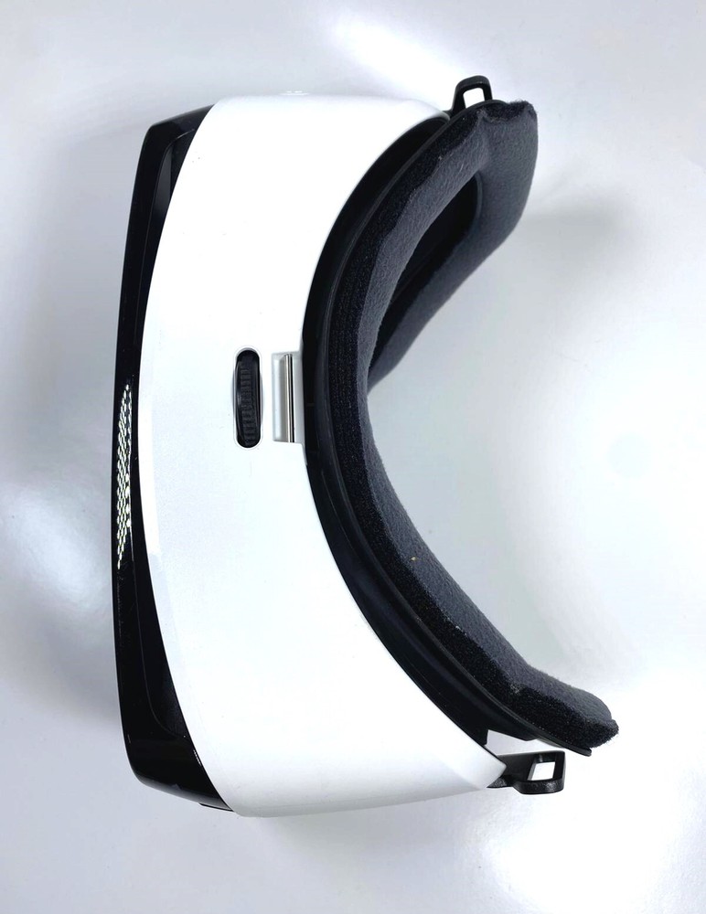 Samsung Gear VR Virtual Reality Headset (No Accessories)