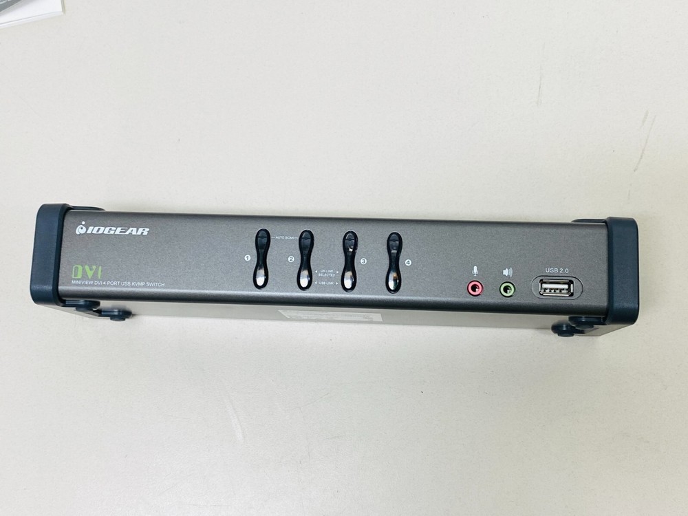 IOGEAR 4-Port DVI KVMP Switch Model GCS1104