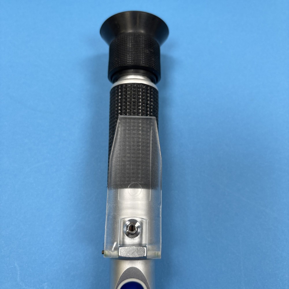 Sugar/Brix Refractometer 0-32% Model 300001