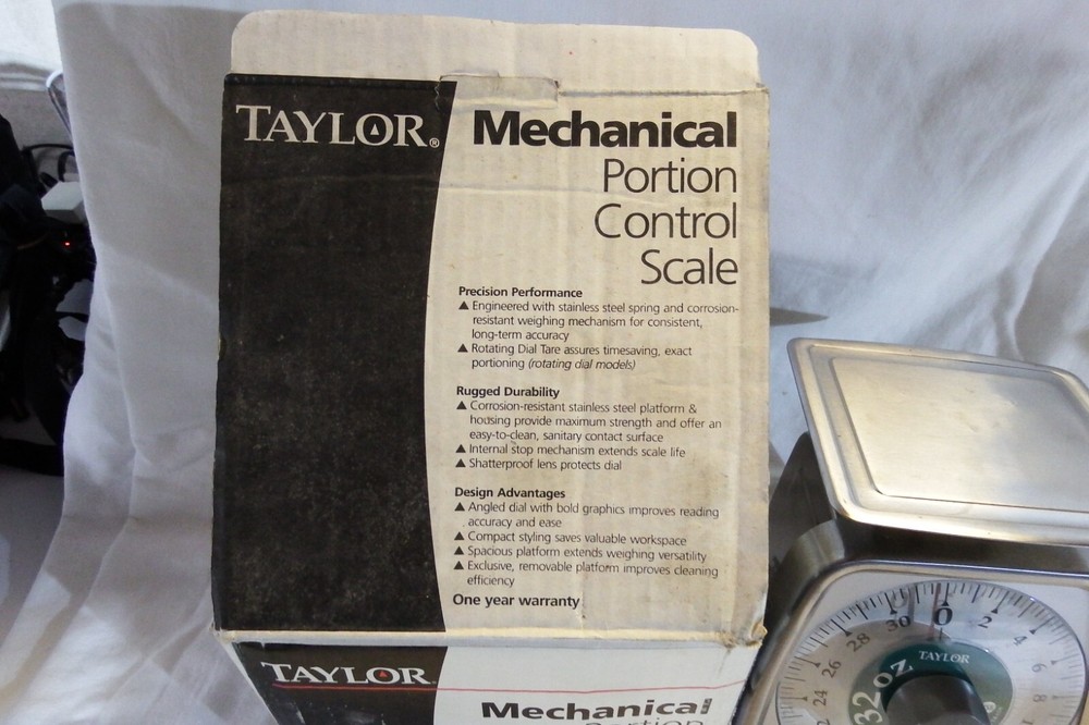 Taylor 32 oz Mechanical Dial Portion Control Scale with Removable Platform