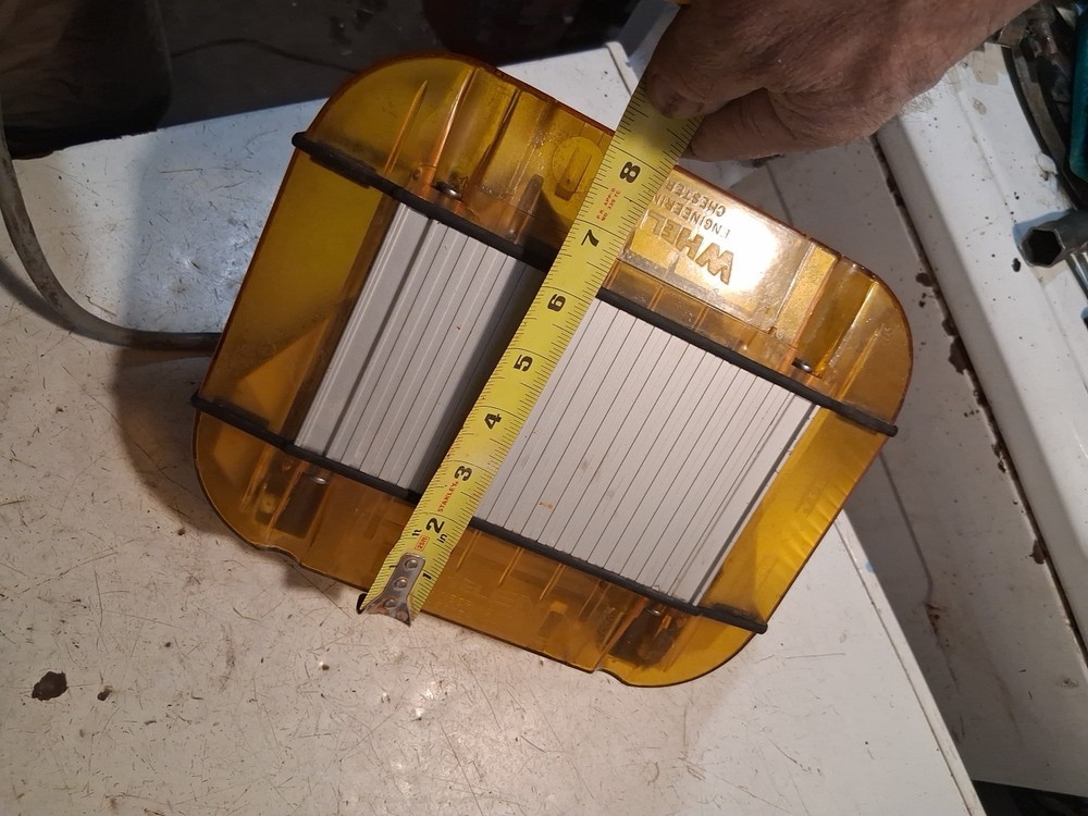 Whelen Edge Approx 10" X 8” Amber Model Mirror Edge 40626 Strobe Light