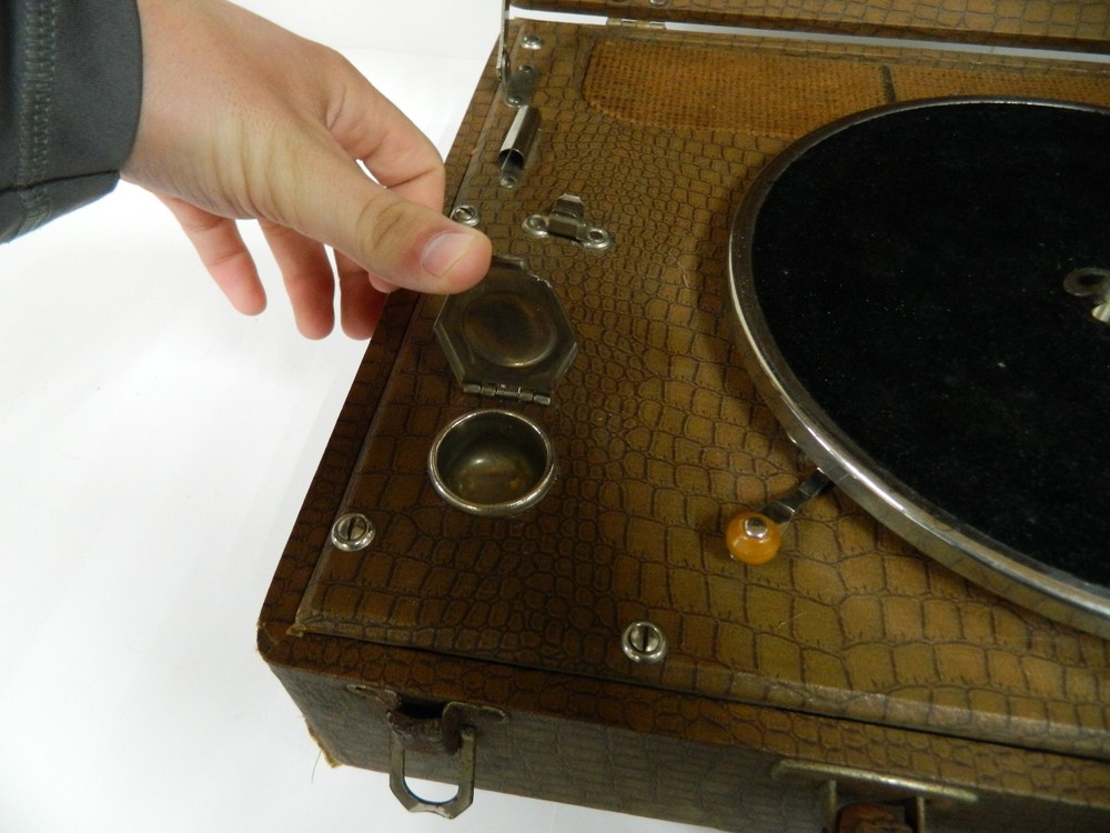 Beautiful Birch Number 85 Phonograph
