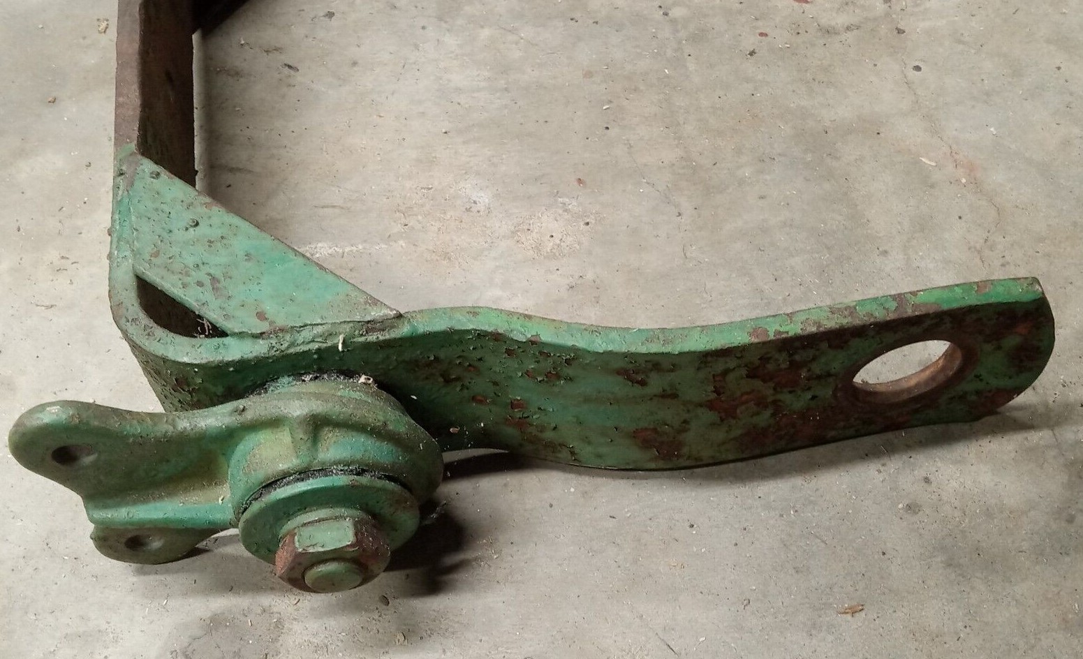 John Deere 40T mower bracket