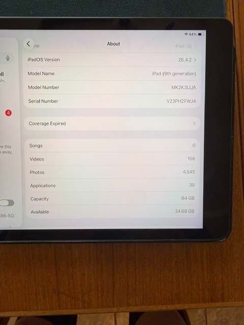 ipad 9th generation 64gb wifi  includes ear buds, extra lighting cables and case
