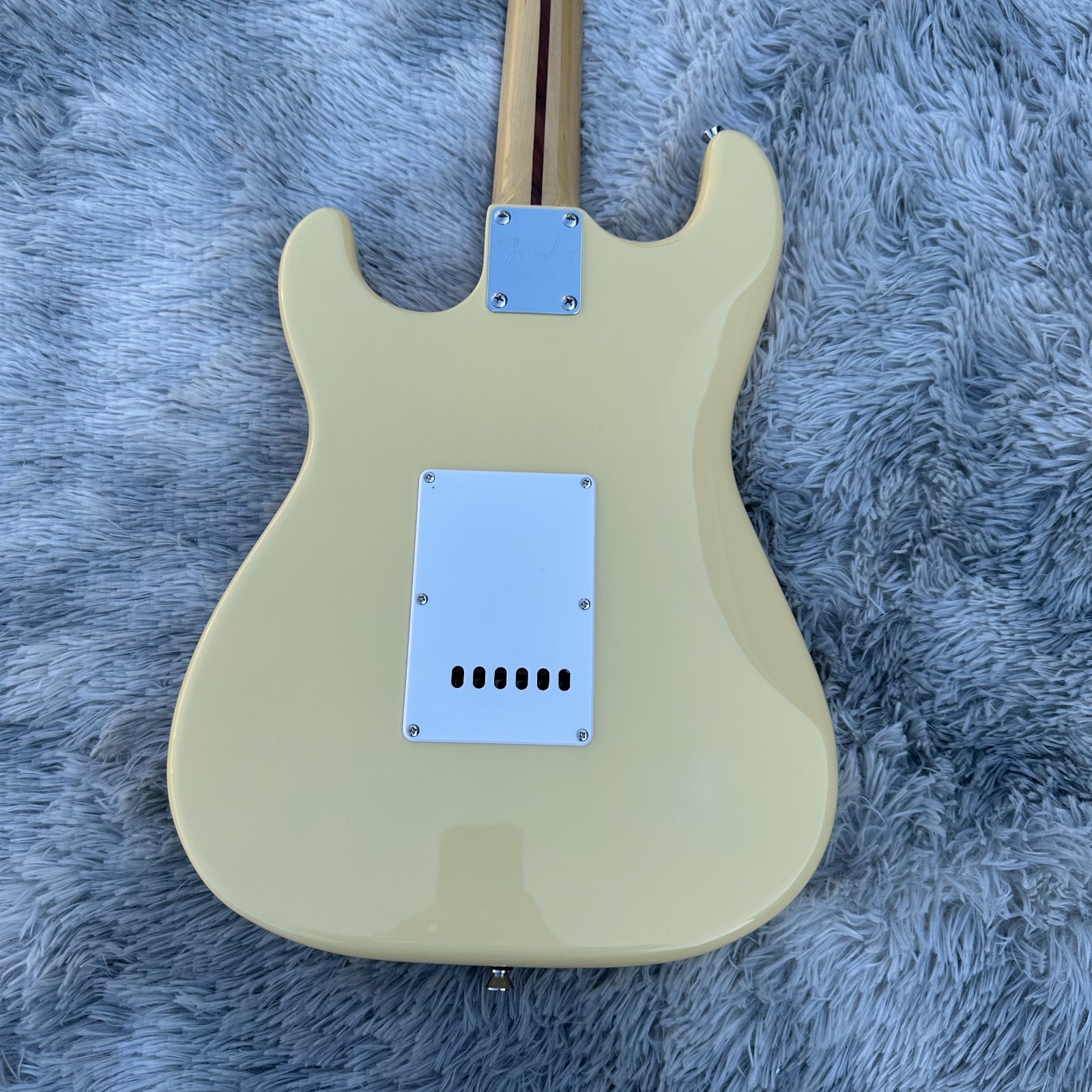 Milk white ST electric guitar/SSS pickup/white guard/silver tuner/from US