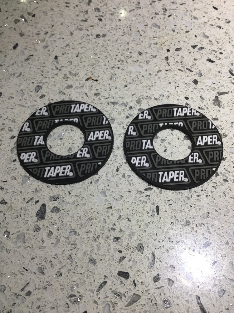 Black and Grey Protaper donuts for grips (1 pair)