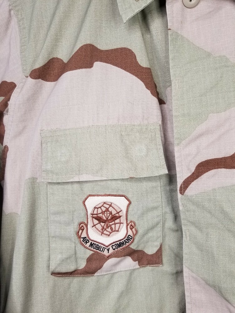 USAF Air Force Desert Camouflage Jacket USCENTAF Patch "chocolate chip" Medium