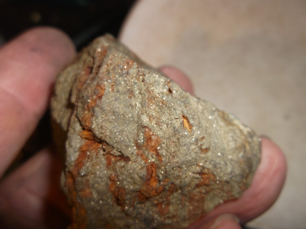 Gold, silver, copper, 81 grams samples ,ore high grade .