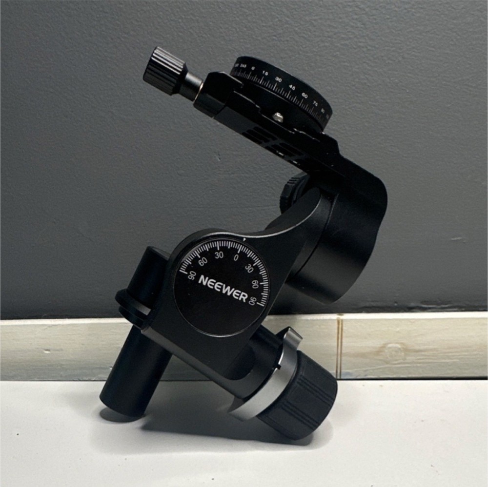 NEEWER 3 Way Geared Tripod Head