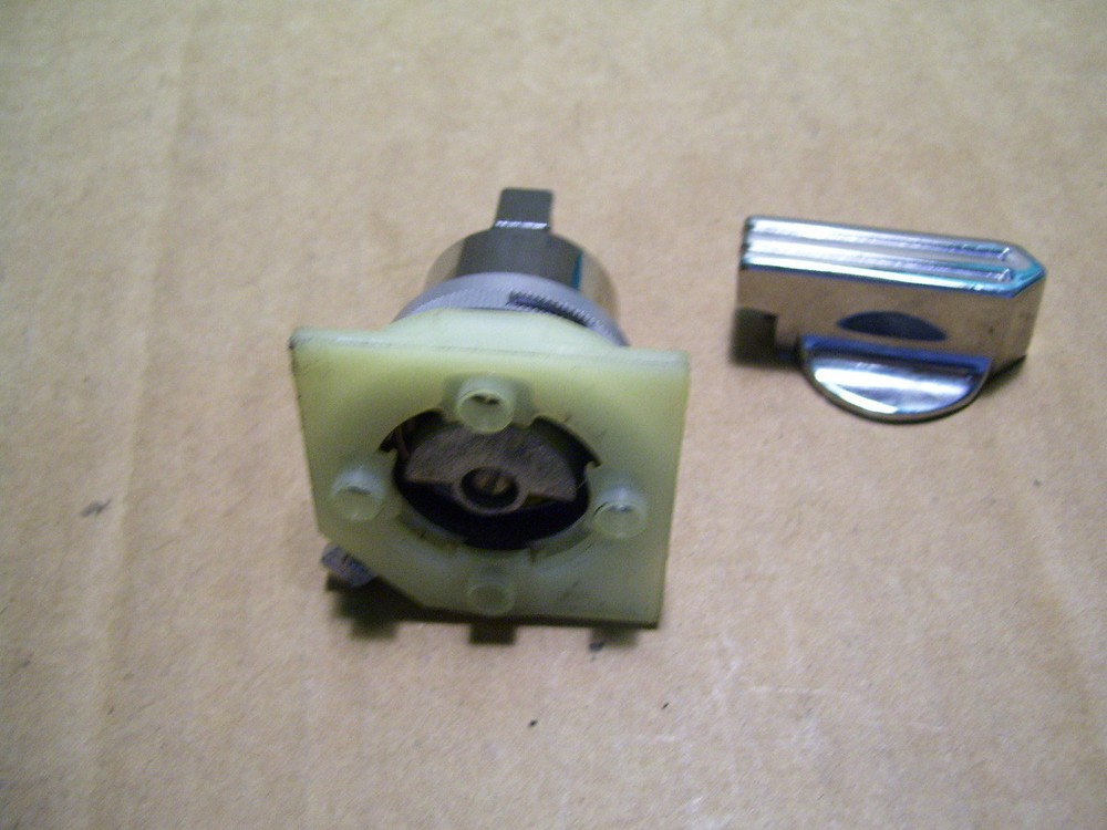 NEW UNKNOWN MANUFACTURER SELECTOR OPERATOR SWITCH P2010