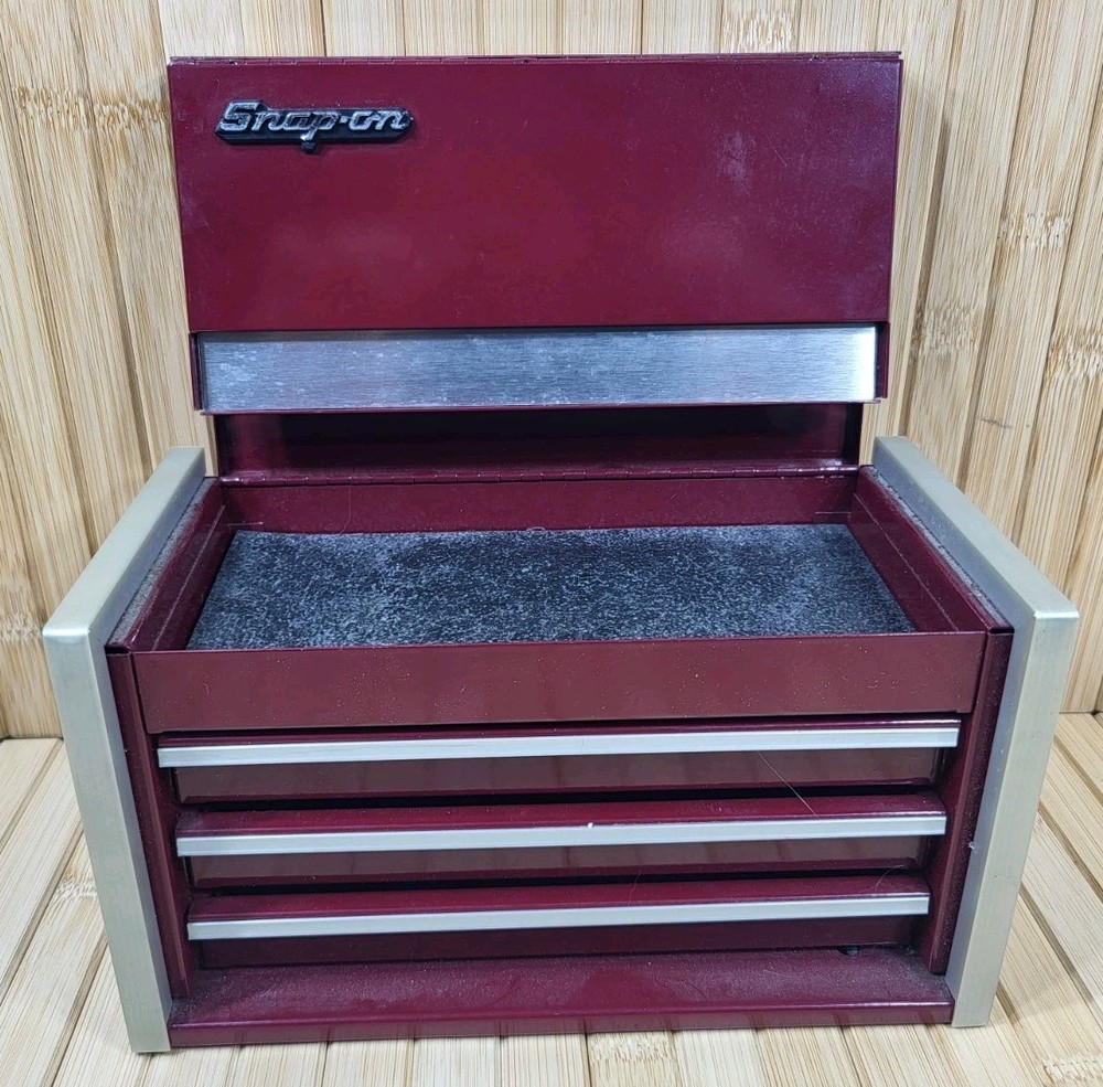 Snap-on Tools Mini Micro Miniature Metal Toolbox Maroon Great Condition