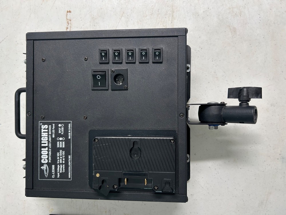 Cool Lights CL-LED600 Video Light Panel with Barn Doors