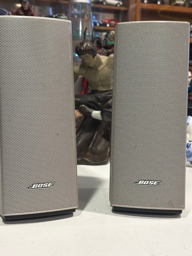 Bose Companion 20 Multimedia Speaker System Silver Speakers Pre-Owned
