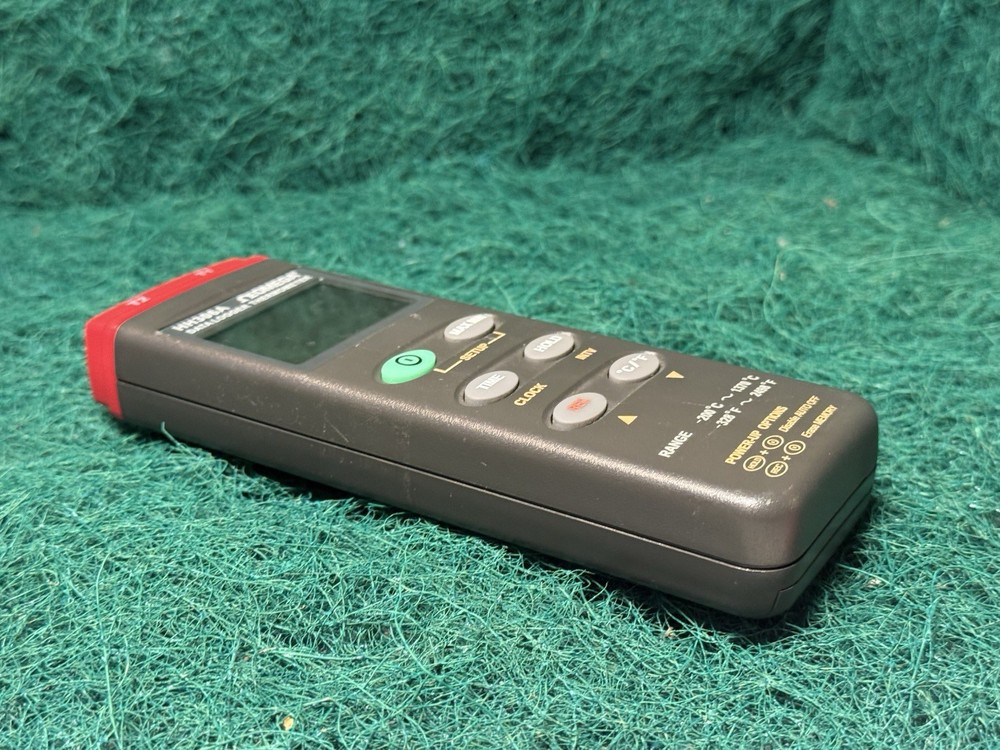 OMEGA HH306A DATA LOGGER THERMOMETER