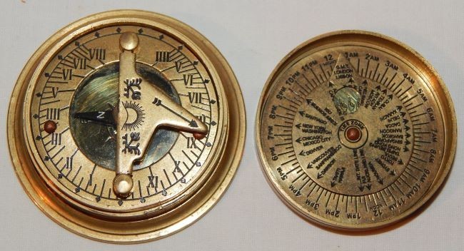 NICE VINTAGE SOLID BRASS COMPASS/SUNDIAL COMBINATION
