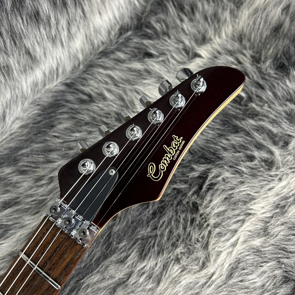 Combat Custom Model ST Type w/soft case USED