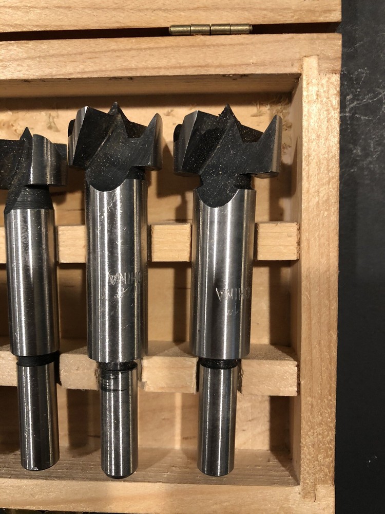 7 Piece Forstner Drill Bits set. (1/4"-1")