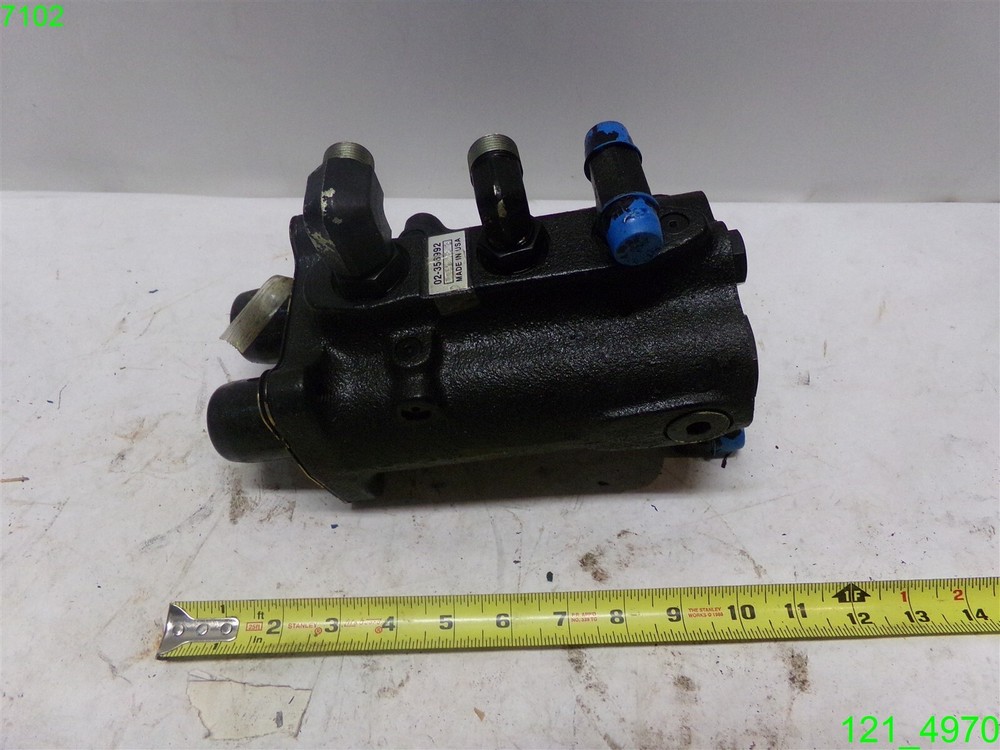 hydraulic pump 02-356992 double piston style E3006S