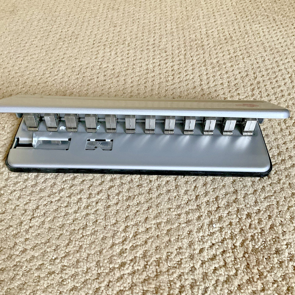 Rollabind PBS1000 Desktop Punch + 2 Notebooks + Extra Discs Starter Set