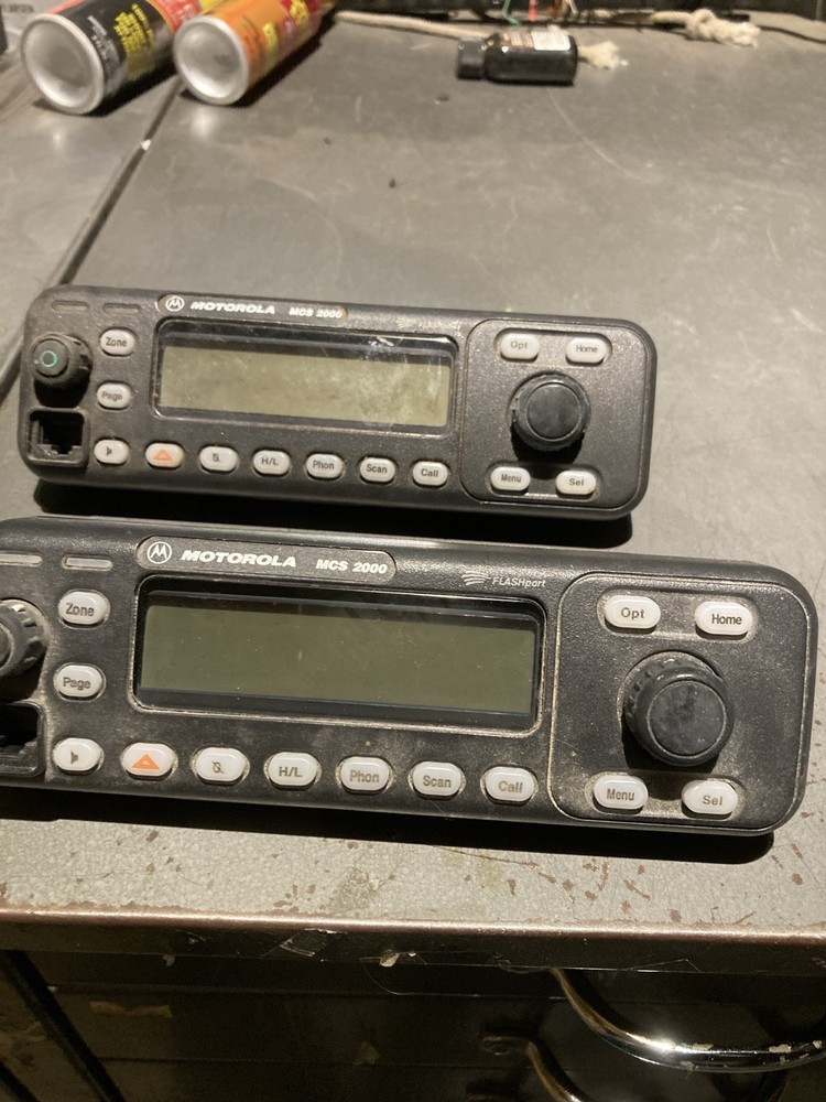 2 Motorola VHF MCS2000 control heads