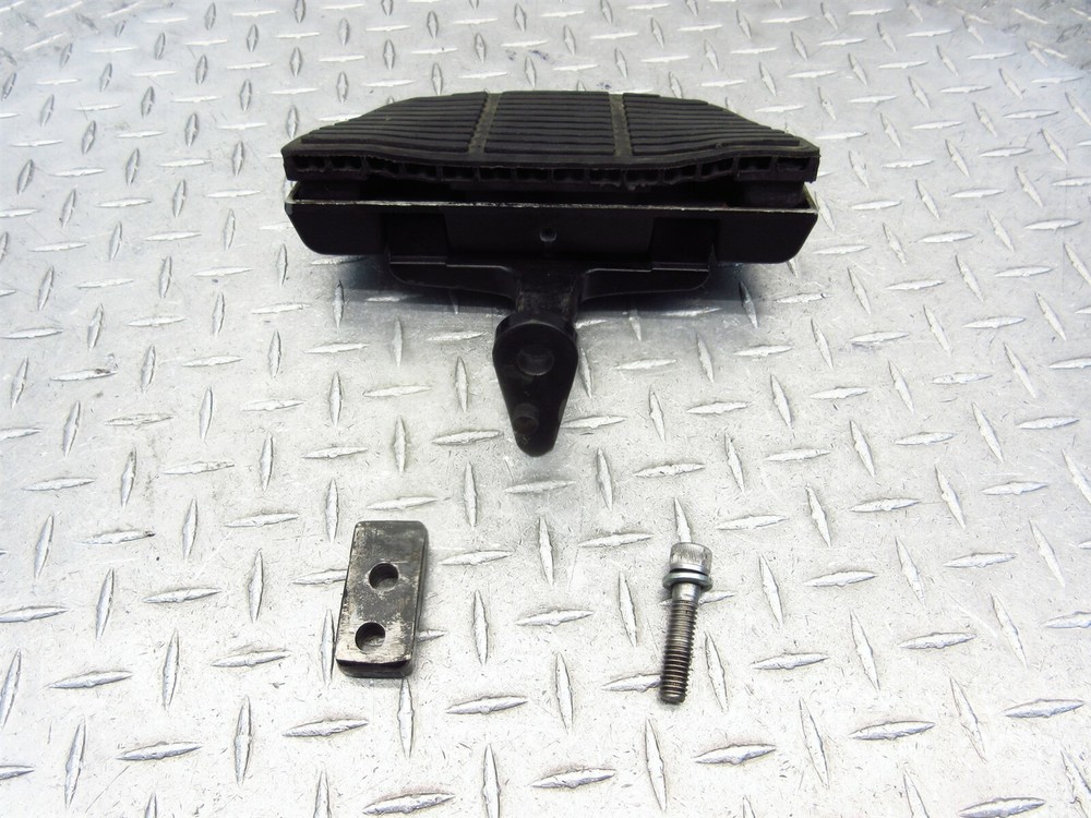 2002 Harley Davidson Electra Glide Classic FLHT Left Floor Board Rest Floorboard