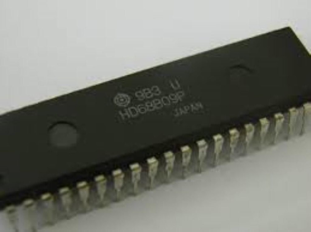 HIT HD68B09P DIP-40 MCU MICRO PROCESSING UNIT RH