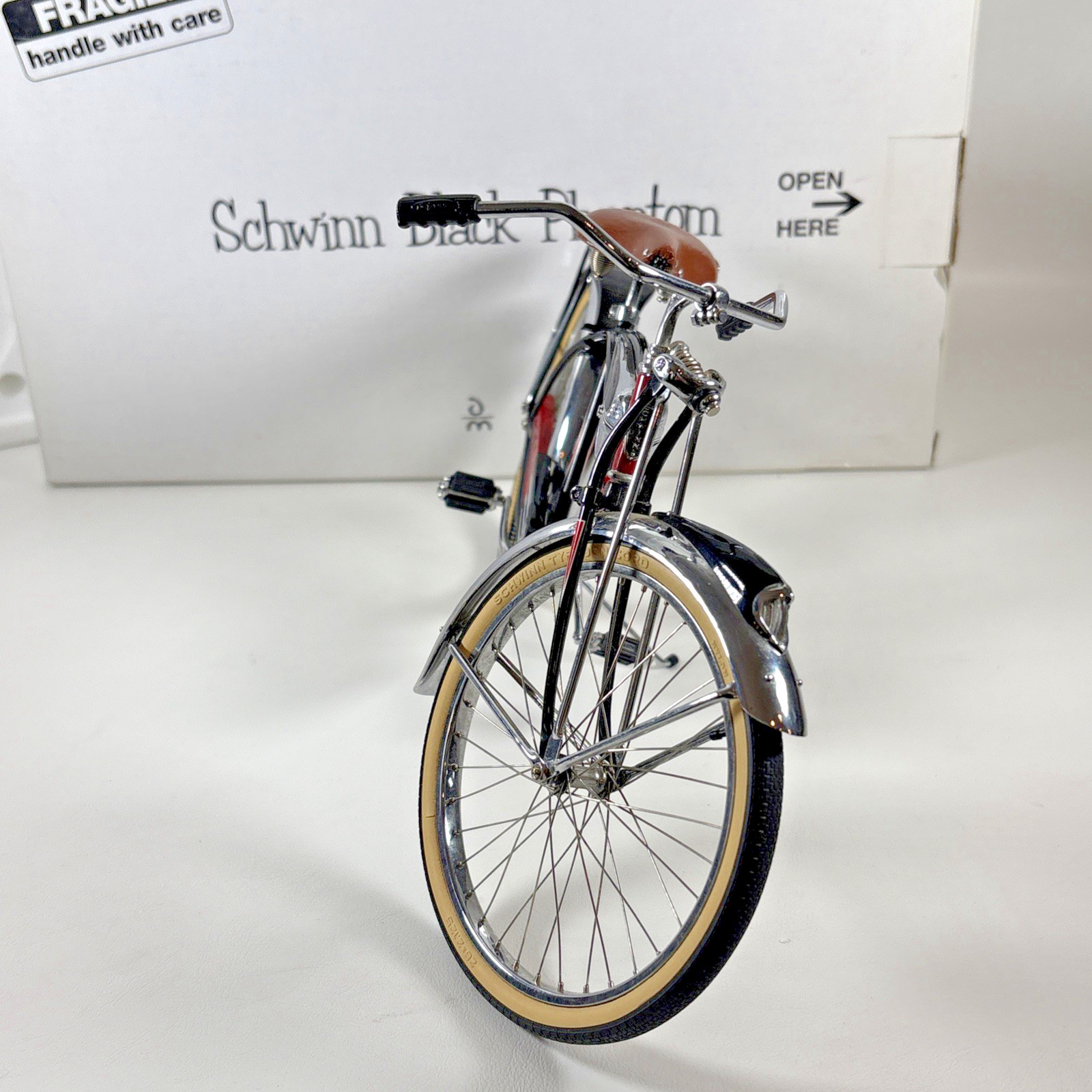 Danbury Mint Schwinn Black Phantom 1:6 Scale Die Cast Model Bicycle COA & BOX