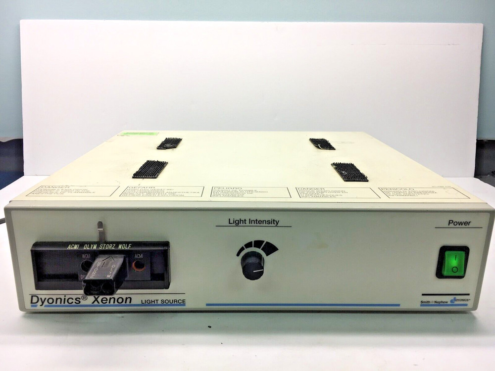 SMITH AND NEPHEW IMAGES XENON XL LIGHT SOURCE REF 7204740